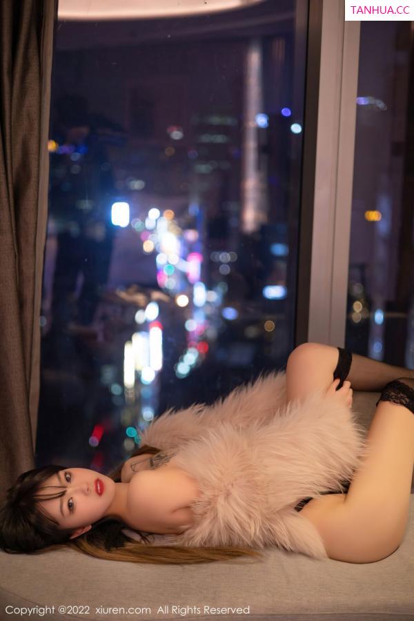小奶瓶呜呜  [XiuRen]高清写真图 2022.01.10 No.4441 奶瓶第36张图片